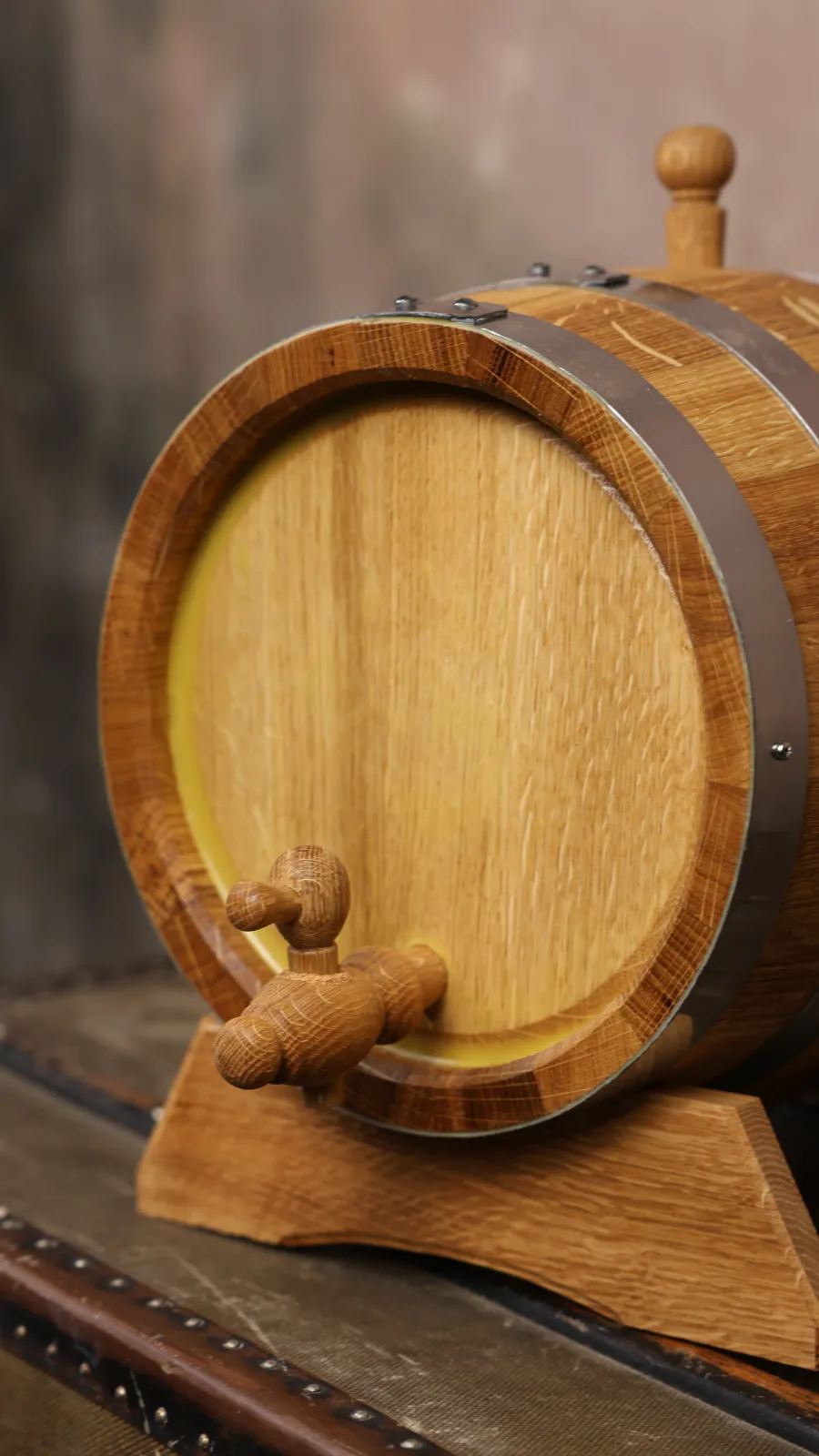 9- traditional-oak-barrel-for-wine-and-whiskey-1-2-3-5l